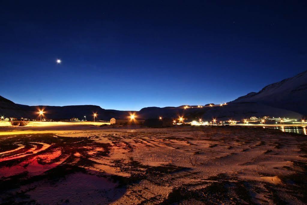 Guesthouse Gamla Ísafjörður Eksteriør billede